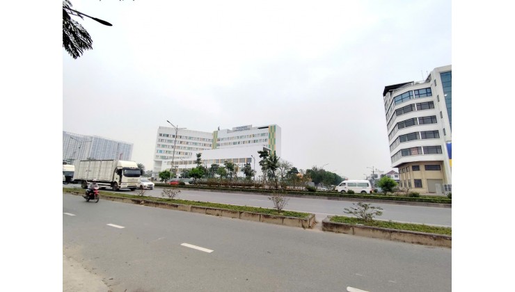 Bán đất mặt đường Bùi Viện - đối diện VinMec vị trí cực đẹp - Diện tích to, giá 92 tr/m
