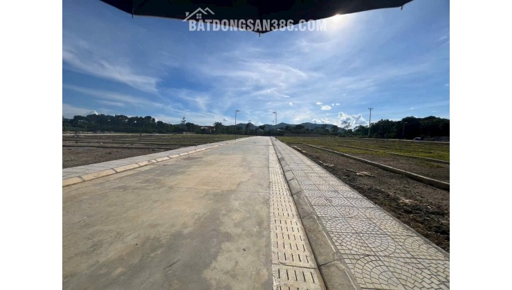 Bán 3 lô đất liền kề ven  khu công nghiệp Thạch Thành , Thanh Hóa