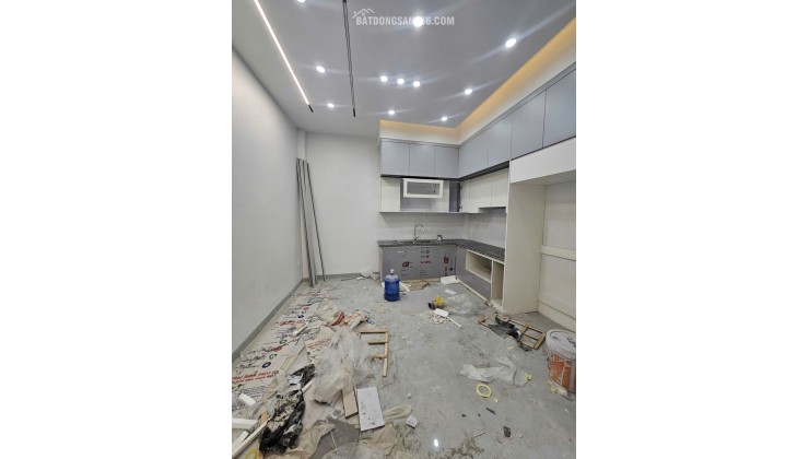 Bán nhà xây mới Thiên Lôi, 51m 3 tầng, ngõ nông, Giá 4 tỉ, gần AEON