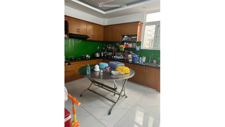 Bán nhà hẻm 6m Hiệp Thành 26 Quận 12, xe hơi đậu cửa, nhà đẹp hiện đại