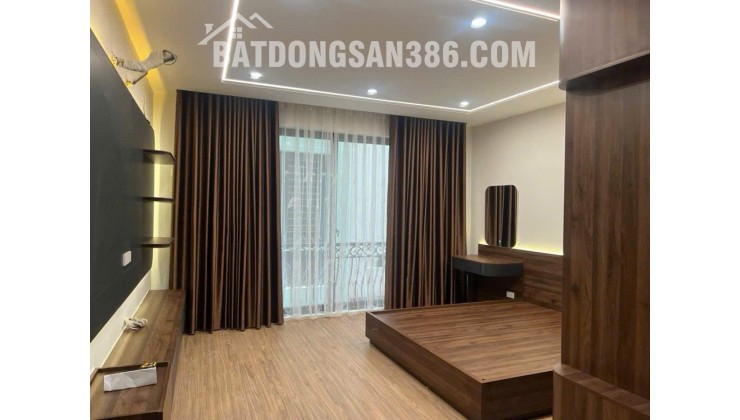 Bán nhà Cổ Linh 40m 6 tầng thang máy MT4.5m ô tô hơn 11 tỷ