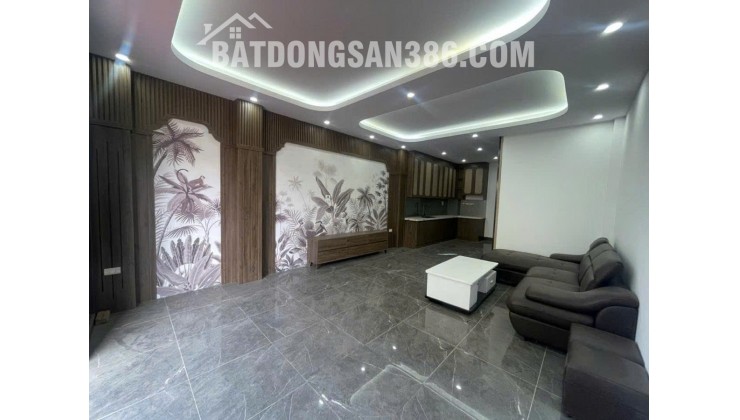 Bán nhà Cổ Linh 45m 6 tầng MT4.5m thang máy đối diện Aeon Mall hơn 13 tỷ