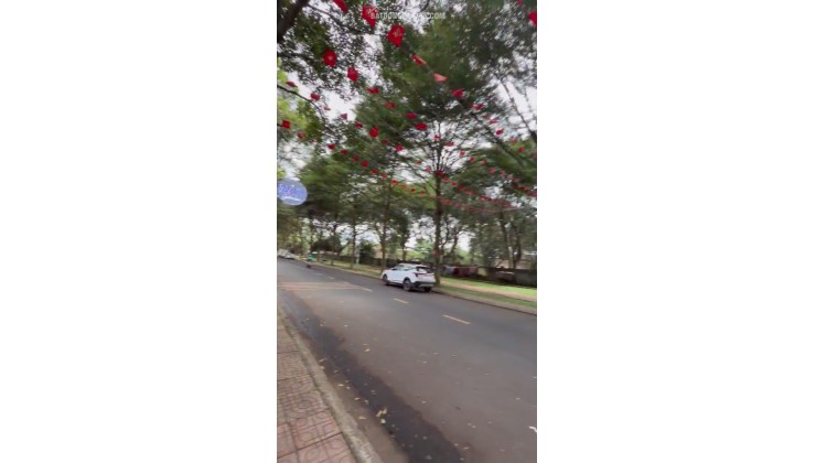 Mặt Bằng Vị Trí Đắc Địa Giá Tốt Cần Sang Nhanh Mặt Bằng 51 Cao Thắng, P Tân An , Buôn Ma Thuột