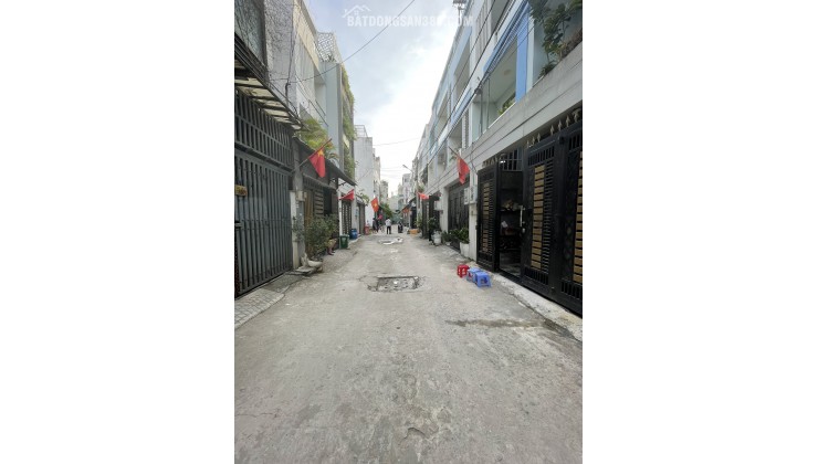  BÁN NHÀ 52m² - 3 TẦNG - BTCT – HẺM Ô TÔ - LINH ĐÔNG THỦ ĐỨC