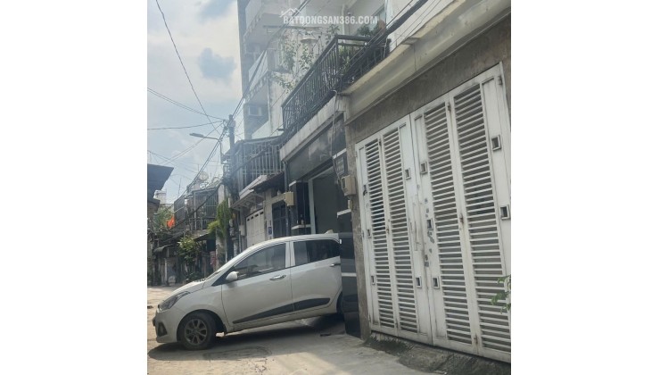 Nhà đẹp HXH vuông vức, 4x13m đường Nguyễn Hữu Tiến, cách nhà ga T3 chỉ 1km