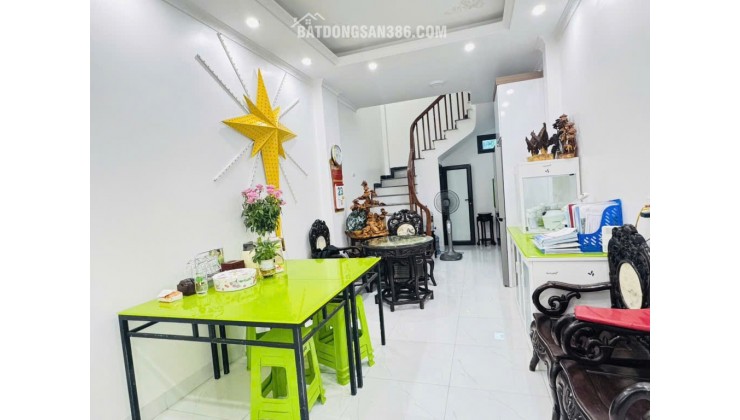 Nhà Đep Bắc Từ Liêm, Ô Tô Đỗ Cửa, 5 Tầng, Diện Tích 30M2 Giá 6,3 Tỷ( Có Thương Lượng)