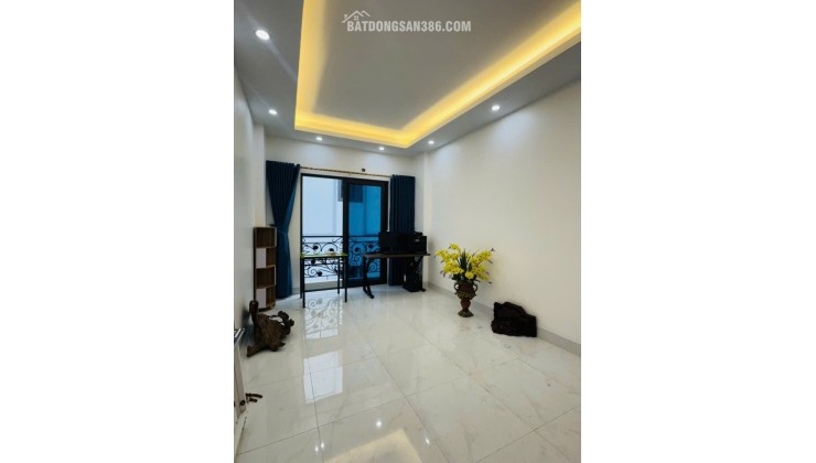 Nhà Đep Bắc Từ Liêm, Ô Tô Đỗ Cửa, 5 Tầng, Diện Tích 30M2 Giá 6,3 Tỷ( Có Thương Lượng)