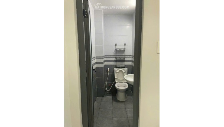 Nhà nhỏ xinh đón tết chỉ với 4ty,ngay trung tâm quận 2 đường Nguyễn Tuyển