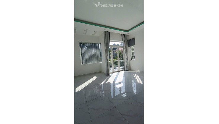 NHÀ ĐẸP LÔ GÓC – TRUNG TÂM LÁI THIÊU (TP.HCM) - chỉ nhỉnh 7 ty