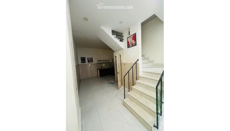 BÁN NHÀ HXH NGUYỄN QUÝ YÊM BÌNH TÂN - 40M2 2TẦNG 2PN 2WC - 4.55 TỶ TL