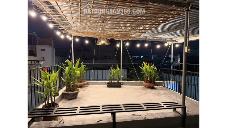 Cần bán nhà 3 tầng 3 mê sân thượng chill, 3 mặt kiệt sau lưng MT  Huỳnh Ngọc Huệ