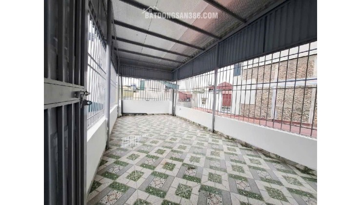 NHÀ MẶT PHỐ TRẦN CUNG 45M2  GIÁ 12,3 TỶ, KINH DOANH Ô TÔ TRÁNH.