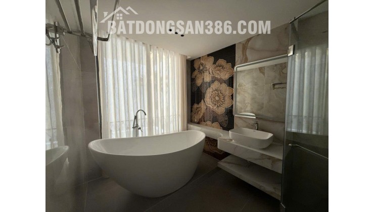 Bán nhà Nguyễn Văn Cừ 75m 6 tầng MT6m thang máy lô góc ô tô hơn 15 tỷ