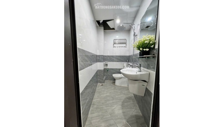 HÀ TRÌ LÔ GÓC 45M NHÀ 5 TẦNG MỚI XÂY 9,8 TỶ