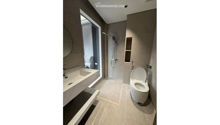 Bán nhà Ngọc Thụy 37m 6 tầng thang máy MT 5m gara ô tô hơn 14 tỷ