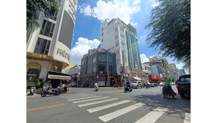 Bán lô góc 2 mặt tiền thương hiệu Quận 3, số 376A Võ Văn Tần - Phường 5, Quận 3