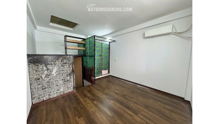 BÁN NHÀ LĨNH NAM Ô TÔ CÁCH 20M GẦN CHỢ, GẦN TRƯỜNG ĐẠI HỌC 32M GIÁ YÊU THƯƠNG