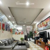 Bán nhà Kim Giang, Hoàng Mai, 10m Ô tô, nở hậu nhẹ, 54m2, 11.6 tỷ(CTL)