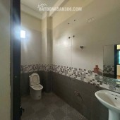 BÁN  NHÀ 3 TẦNG CỔ DƯƠNG MỚI TOANH, Ô TÔ NGỦ TRONG SÂN. NGAY CHỢ CỔ DƯƠNG