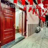 BÁN SIÊU PHẨM SIÊU ĐẸP ĐỐNG ĐA - 6 TẦNG PHUN - 8 PHÒNG - Ở CHO THUÊ QUÁ ĐỈNH - CÁCH Ô TÔ 20M  - TRƯỚC NHÀ BA GÁC ĐUA NGÕ CỰC THOÁNG