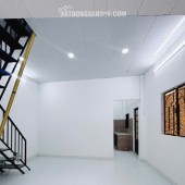 Bán Nhà Hoàng Diệu Q.4, 1 Trệt, 2 lầu, Cách MT Hoàng Diệu 20m, Giá Nhỉnh 3 Tỷ.