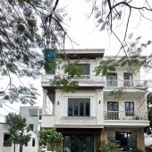 Nhà 3 tầng độc lập, lô góc, khu phân lô đường 15m Thiên Lôi, Giá 4.5 tỉ gần AEON