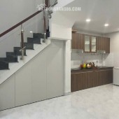 Nhà nhỏ xinh đón tết chỉ với 4ty,ngay trung tâm quận 2 đường Nguyễn Tuyển