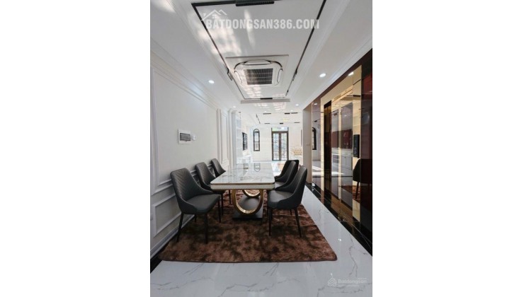 Bán nhà PL Phố Hoàng Quốc Việt Hàng xóm Starlake -75m 7Tầng Thang Máy Lô Góc - Ô Tô Vỉa hè KDVP