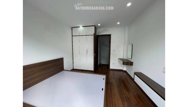 PHÂN LÔ VIEW HỒ LINH ĐÀM, HOÀNG MAI, XÂY MỚI Ô TÔ ĐỖ CỎNG, 5 TẦNG 7.79 TỶ