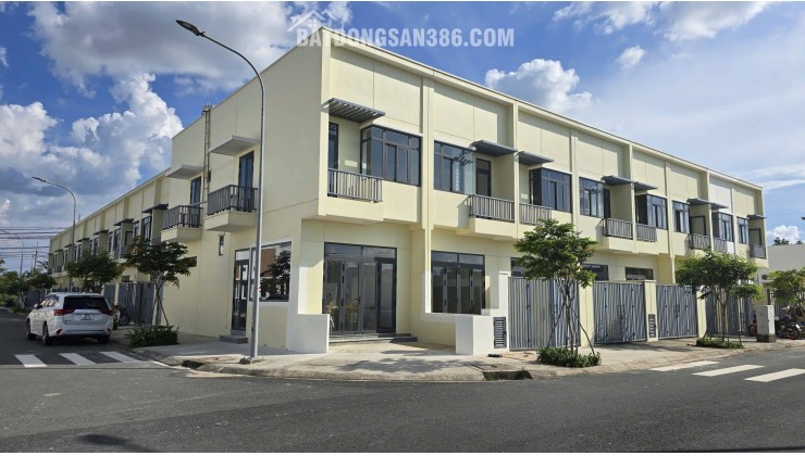 Đừng thuê nhà nữa - 439 triệu sở hữu nhà phố ngay hôm nay