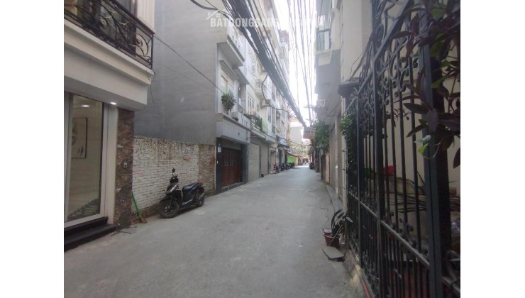 Bán nhà Định Công Thượng, Hoàng Mai, Phân lô, Gara ô tô, 34m2, 11.15 tỷ