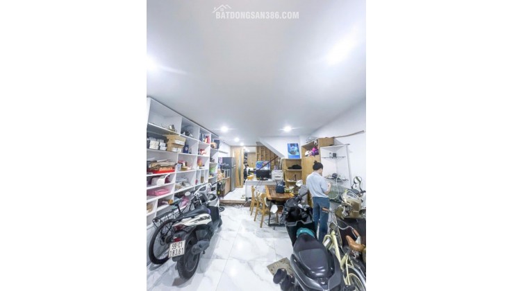 NHÀ HXH 10m_5 tầng(4.5X13.5)Nội Thất Xịn Vào Ở Ngay Bàn Cờ-Nguyễn Đình Chiều 12Ty4 TL