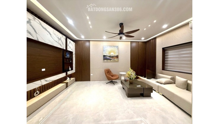 Bán nhà Giải Phóng, Hoàng Mai, Lô góc, ô tô, Thang Máy, Kinh doanh, 73m2, 20.8 tỷ(CTL)