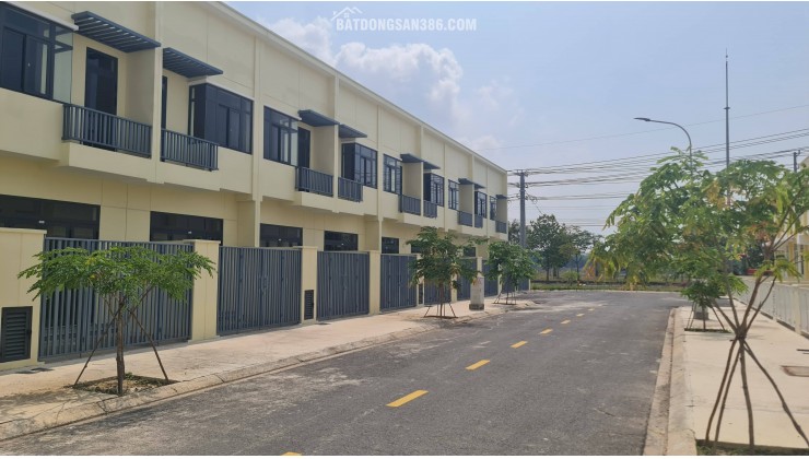 GIÁ NHÀ THUÊ – SỞ HỮU NHÀ PHỐ THẬT - LỜI GIẢI AN CƯ CHO GIA ĐÌNH TRẺ