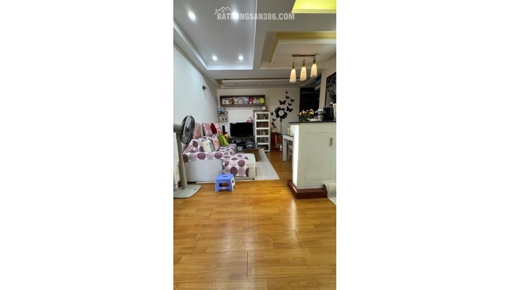 CC Quận 8 - Đã Có Sổ hồng lâu dài - Thang Máy - Giáp Quận 1 - 2PN -59M - cho thuê 9tr/th - Nhỉnh 3 Tỷ