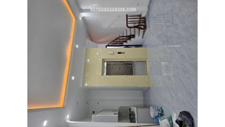 Bán nhà Ngọc Hồi, Hoàng Mai, Ô tô, 6T thang Máy, 40m2, 9.5 tỷ