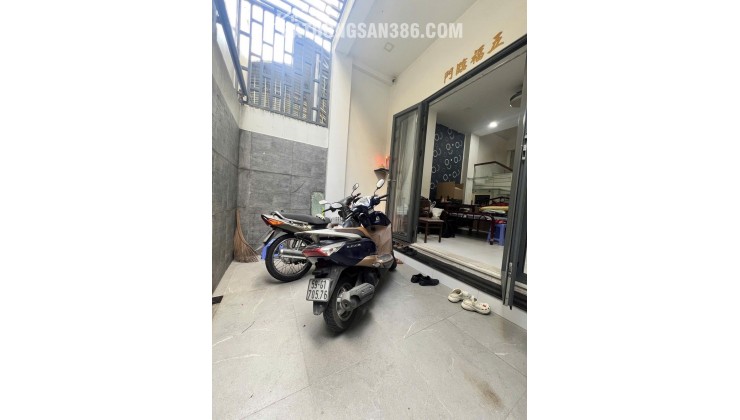 Nhà 4 Tầng (4x15) Trung Tâm Quận10- MỘT CĂN NHÀ RA MT ĐƯỜNG NGUYỄN DUY DƯƠNG Chỉ 8.8 TỶ