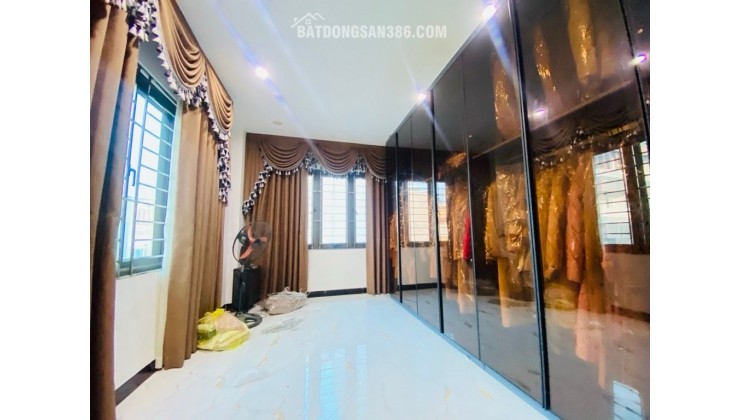 CĂN GÓC 5 TẦNG KĐT ĐẠI KIM, XÂY MỚI GẦN Ô TÔ 2 THOÁNG, 37M2 MT 3.3M NHỈNH 10 TỶ