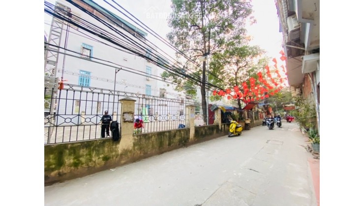 CĂN GÓC 5 TẦNG KĐT ĐẠI KIM, XÂY MỚI GẦN Ô TÔ 2 THOÁNG, 37M2 MT 3.3M NHỈNH 10 TỶ