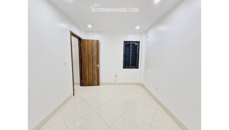 QUANG TRUNG HÀ ĐÔNG- THANG MÁY- FULL CÔNG NĂNG- NHỈNH 9 TỶ