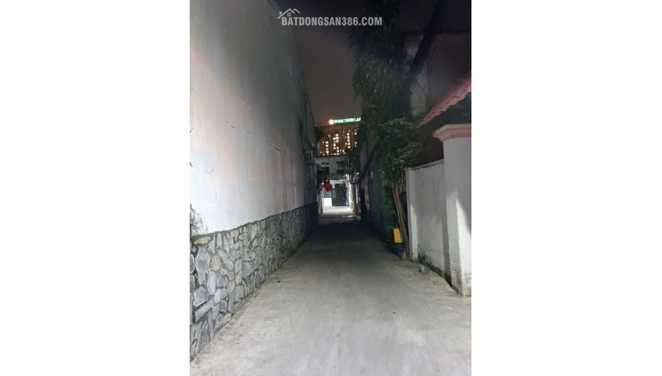 NHÀ ĐẸP 2 TẦNG Ở NGAY - HÀNG HIẾM NGAY NGÃ TƯ BÌNH THÁI THỦ ĐỨC. CHỈ 3.65 TỶ