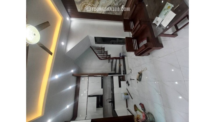 Bán nhà Định Công Thượng, Hoàng Mai, Ô tô, Full nội thất sẵn ở, 30m2, 7.3 tỷ