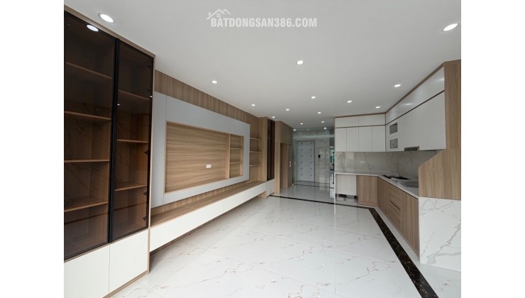 Bán nhà Ngọc Hồi, Hoàng Mai, Gara ô tô, Thang máy, 50m2, 18.1 tỷ(CTL)