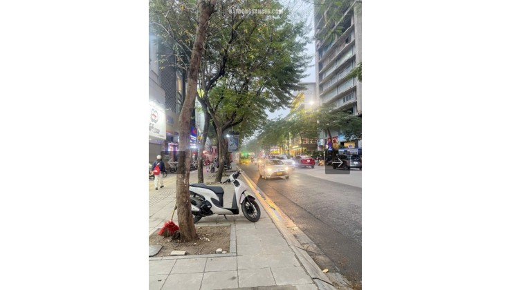 PHỐ Thái Hà ! NHÀ LÔ GÓC 3 THOÁNG ÔTÔ  – NGÕ THÔNG  – 5 TẦNG – GIÁ 18.2 TỶ