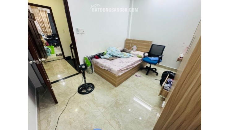 Nhà TL19 Q12 55m2 3 tầng ô tô đậu giá 5.x tỷ