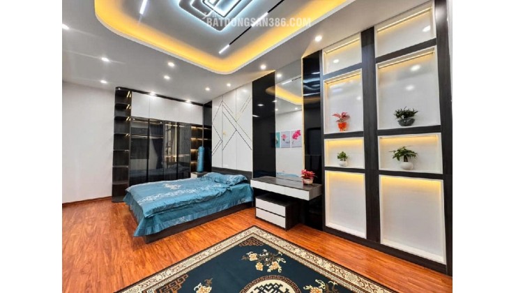 Bán nhà Hồ Tùng Mậu hàng xóm Vinhomes Gardenia, ô tô đỗ cửa, 5 tầng 5 ngủ, giá 12 tỷ