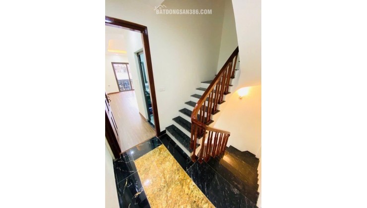 Bán nhà Hồ Tùng Mậu 56m2, gần ĐH Thương Mại, Quốc Gia, ô tô đỗ cửa, hàng xóm Gardenia Hàm Nghi