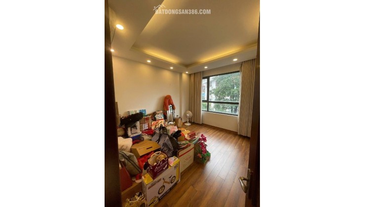 Bán nhà Nguyễn Cảnh Dị, Hoàng Mai, Gara Ô tô, Vỉa hè Kinh Doanh, 6T TM, 53m2, 22.5 tỷ