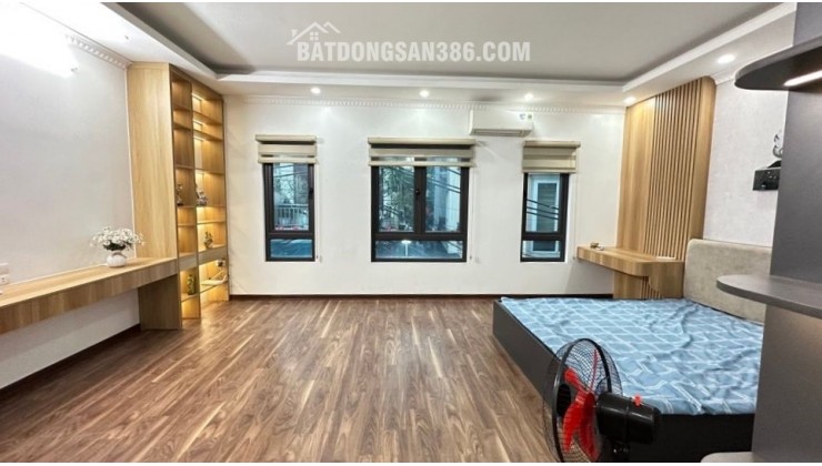 Bán nhà Vũ Tông Phan, Thanh Xuân, Gara Ô tô, Kinh doanh, Thang máy, 48m2, 17.5 tỷ