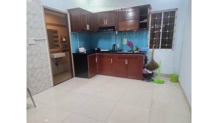 PHÚ NHUẬN nhà 3 TẦNG BTCT - 5 PHÚT QUA Q1- 50m RA MẶT TIỀN PHAN ĐÌNH PHÙNG - 9,850 TỶ TL